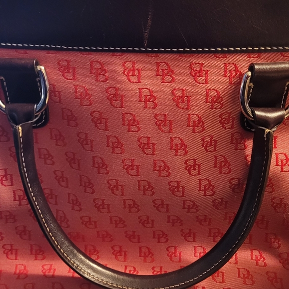 Gently Used Dooney&Bourke Double Pocket Totes - Picture 8 of 8